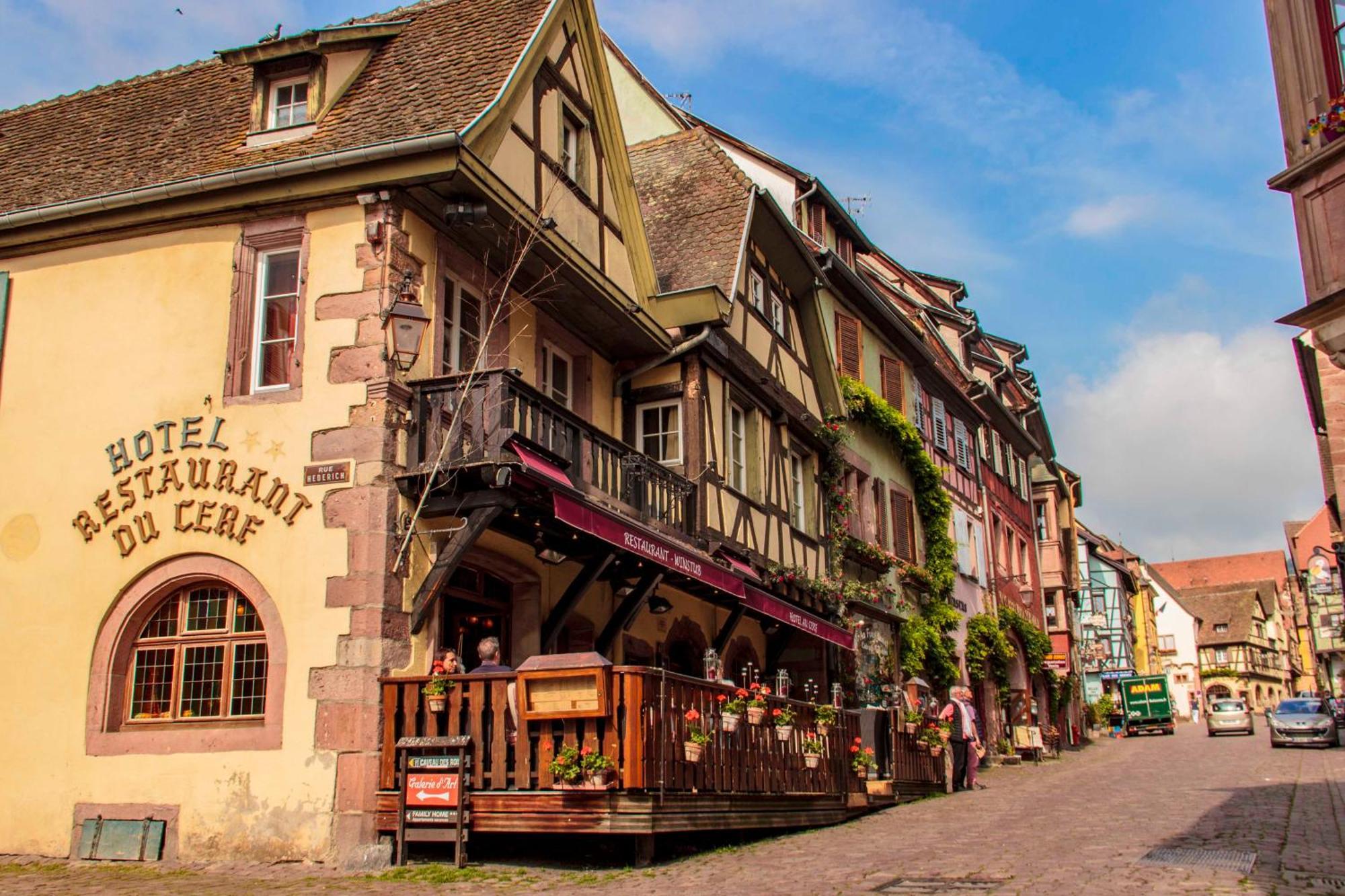 Hotel Au Cerf Riquewihr Exterior photo